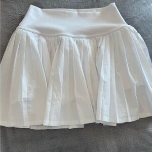 White Alo pleated skirt. Gently worn. Perfect for tennis or just to wear